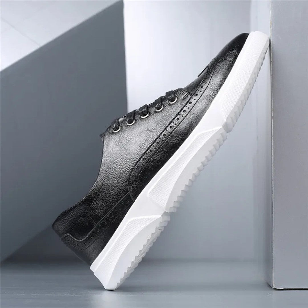 Leder Brogue Sneaker mit Gummisohle