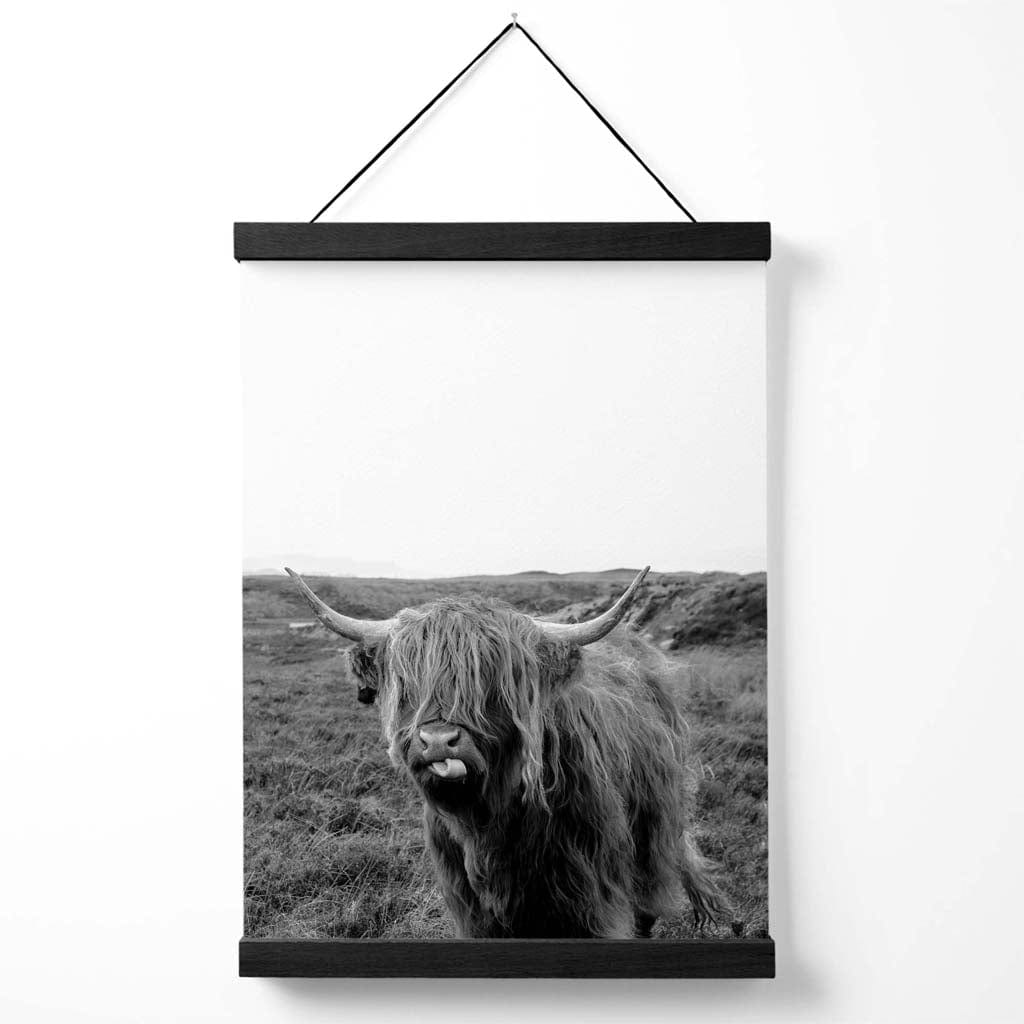 Freches Hochlandrind-Tierposter (Schwarz-Weiß-Foto) mit Aufhänger