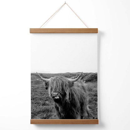 Freches Hochlandrind-Tierposter (Schwarz-Weiß-Foto) mit Aufhänger