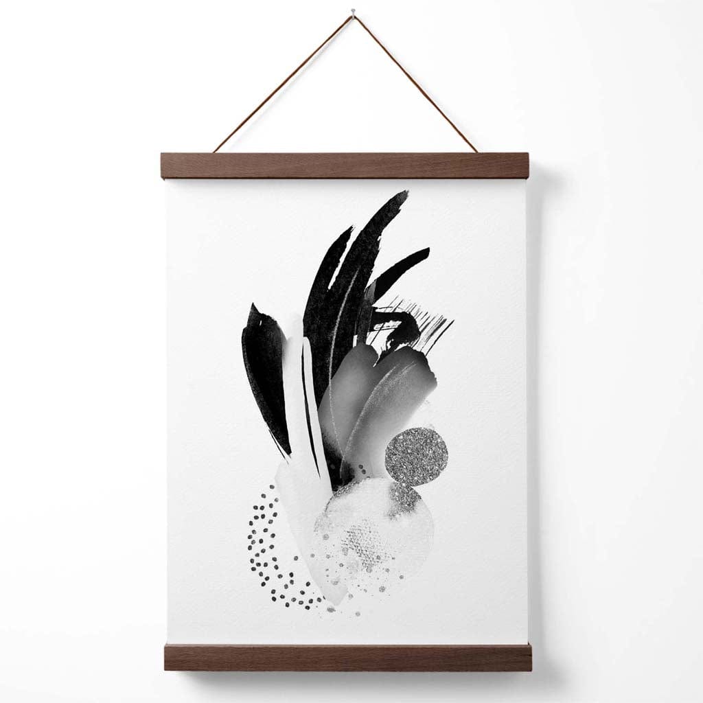 Poster mit abstrakten Aquarellformen in Schwarz-Weiß und Aufhänger