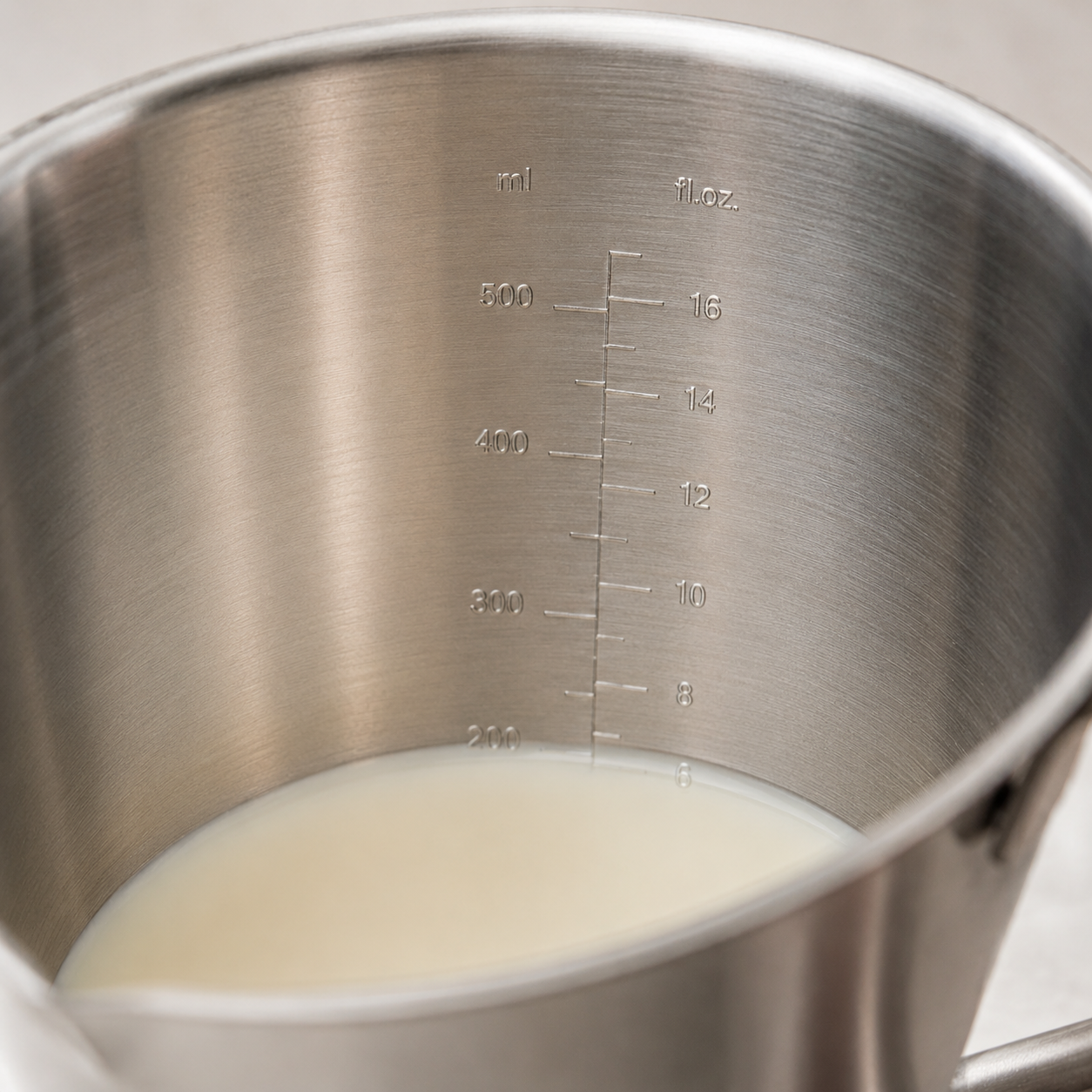 Messbecher Edelstahl 0,5 L mit Innenmarkierung | Brehn