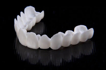Kosmetische Zahn-Topper SmileShape – Wiederverwendbar, Flexibel und Natürlich Weiß | Brehn