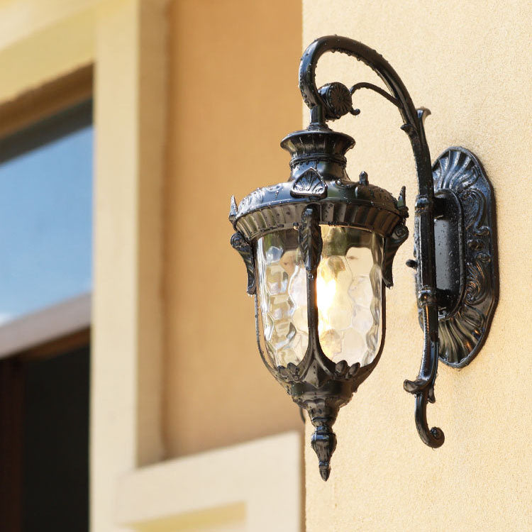 Traditionelle europäische Zylinderlaterne Aluminium Glas 1-Licht Außenwandlampe für Außenpatio | Brehn
