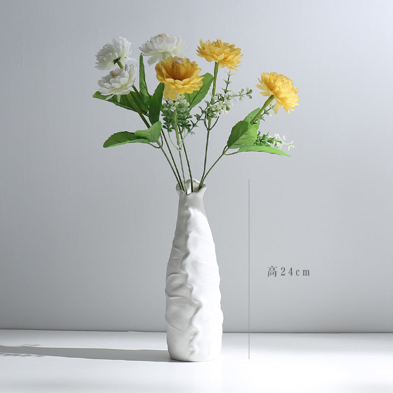 Elegante skulpturale Keramik-Blumenvasen