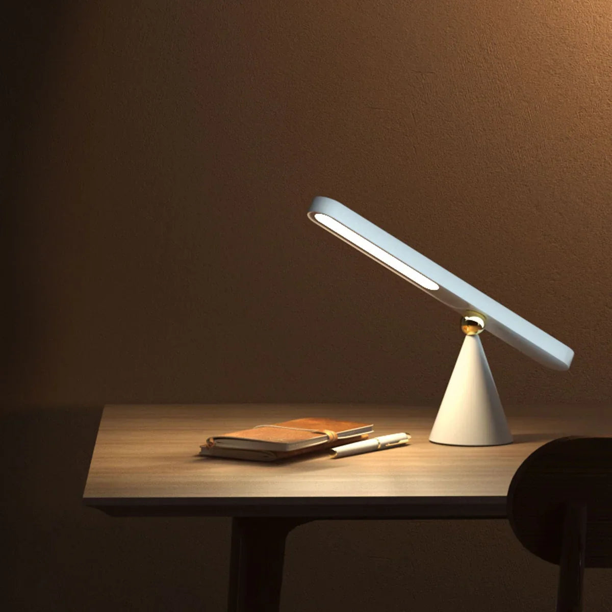 Brehn | Stilvolle Tischlampe - Luminza