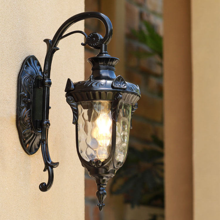 Traditionelle europäische Zylinderlaterne Aluminium Glas 1-Licht Außenwandlampe für Außenpatio | Brehn
