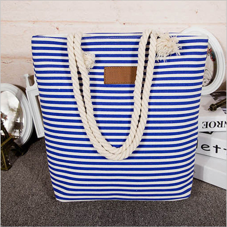 Gestreifte Strandtasche mit Robusten Seilgriffen Brehn