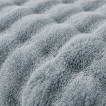 Luxe Ripple Faux Fur Sofa Cover - Modern, Stylisch & Langlebig Sofa Schutz | Brehn