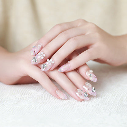 Dekorative glitzernde Press-On-Nagelspitzen