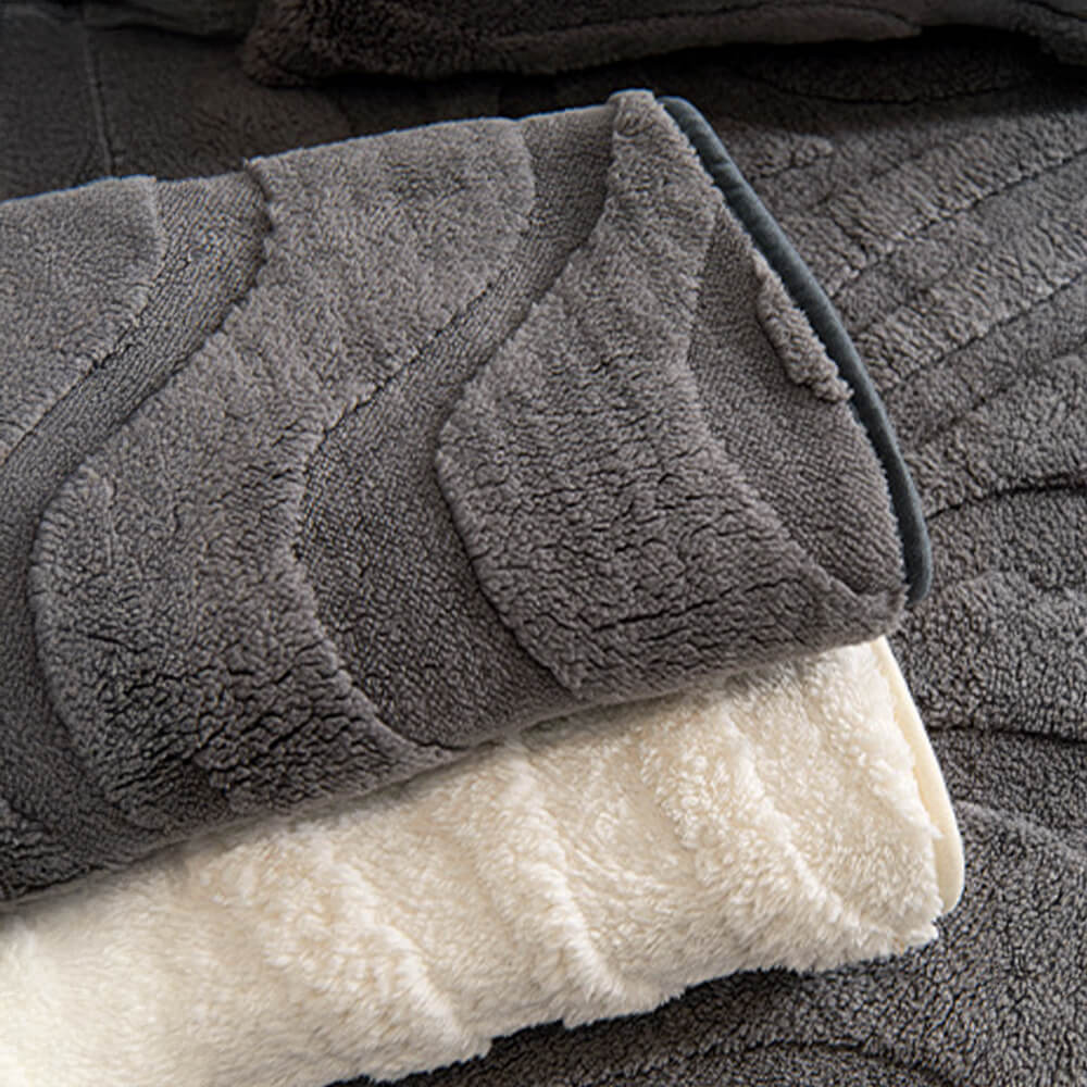 Warme Plüsch Kurvige Jacquard Rutschfeste Sofa-Schutzhülle | Brehn