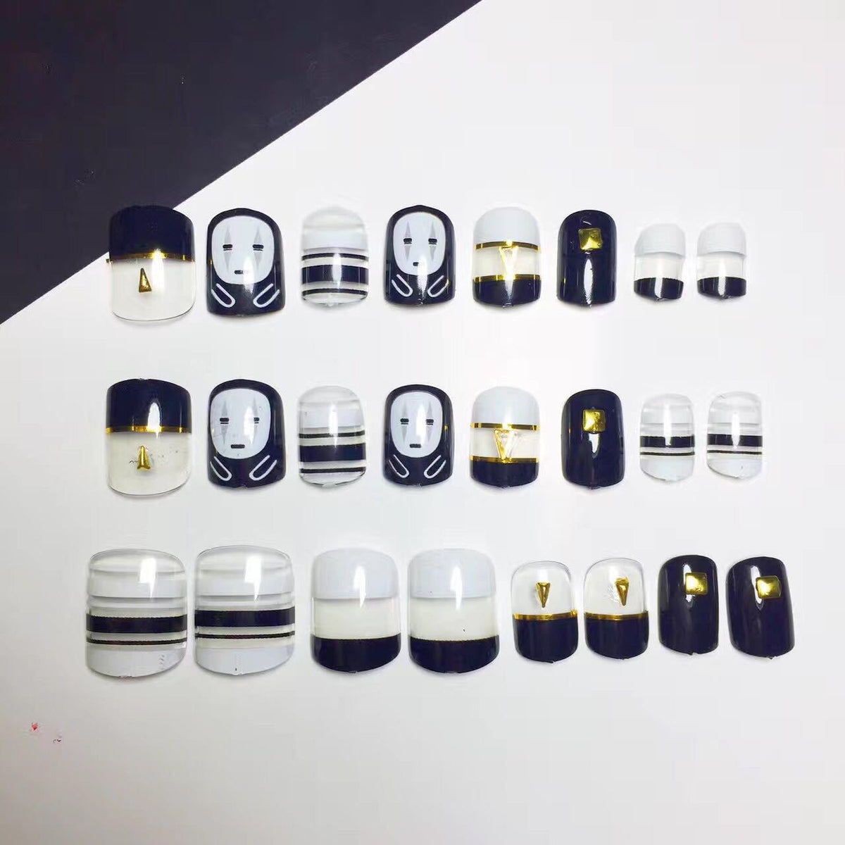 Künstlerisches Press-On Nagelset
