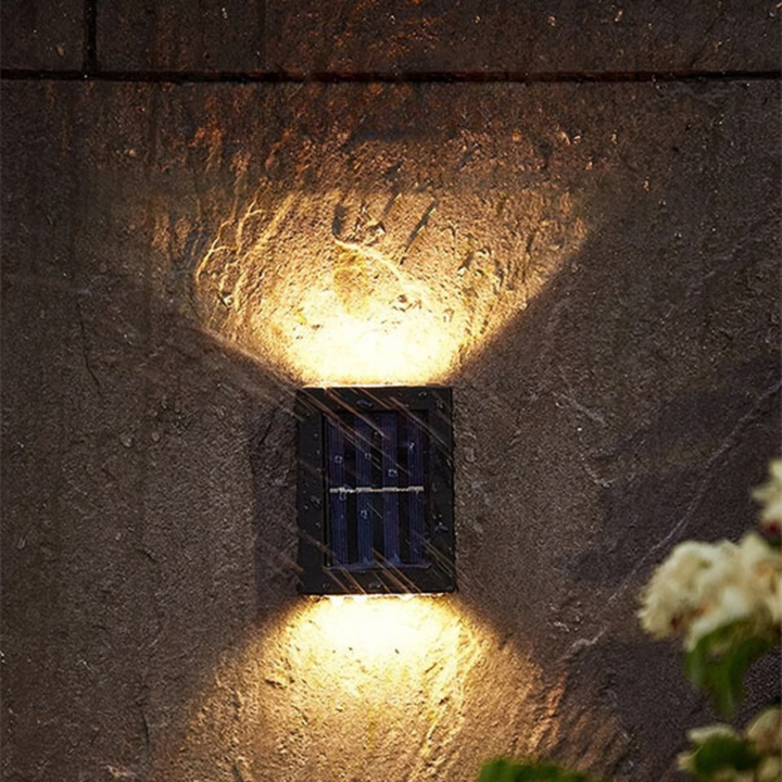 Solarbetriebene LED-Außenwandleuchte für Energieeffizienz