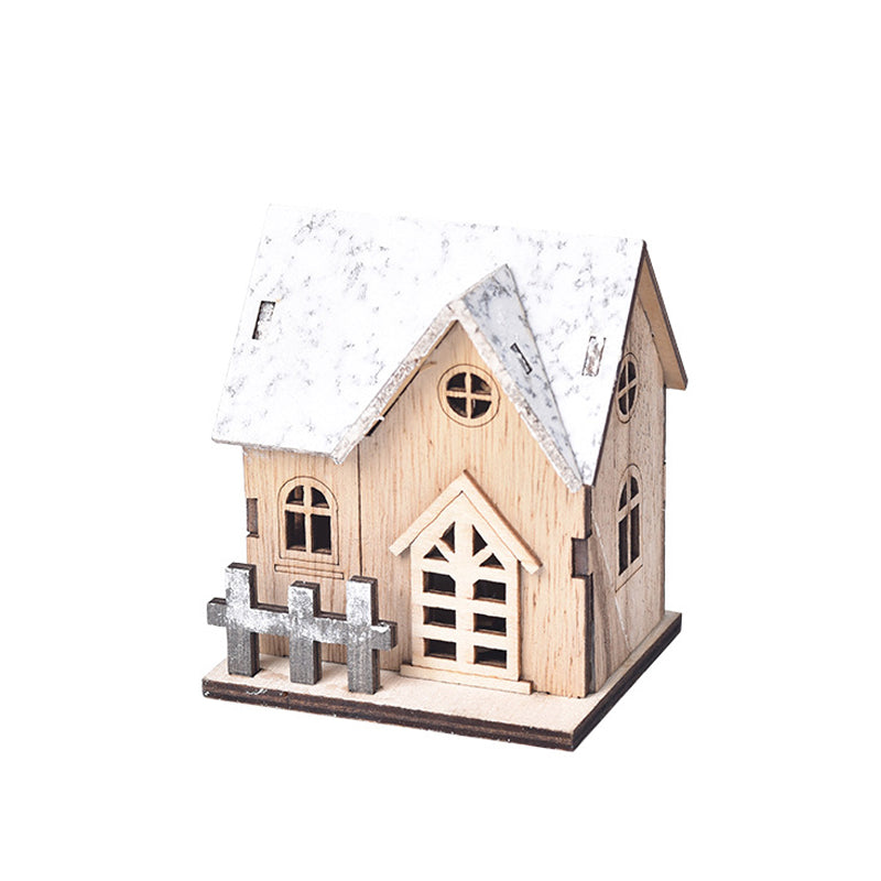 Brehn | Weihnachtlich beleuchtetes Haus