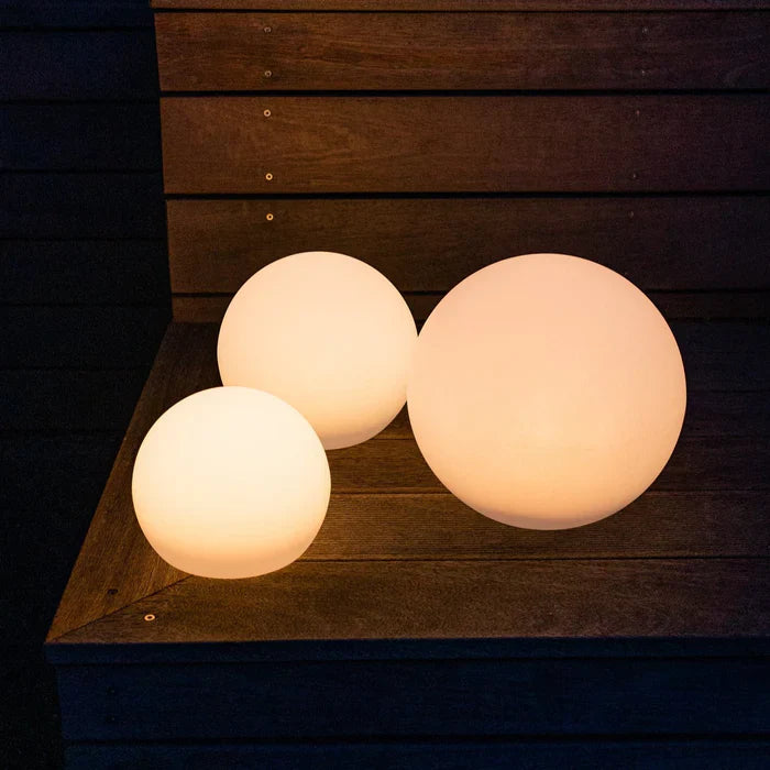 Brehn | Kugelförmige Gartenbeleuchtung - GlowSphere