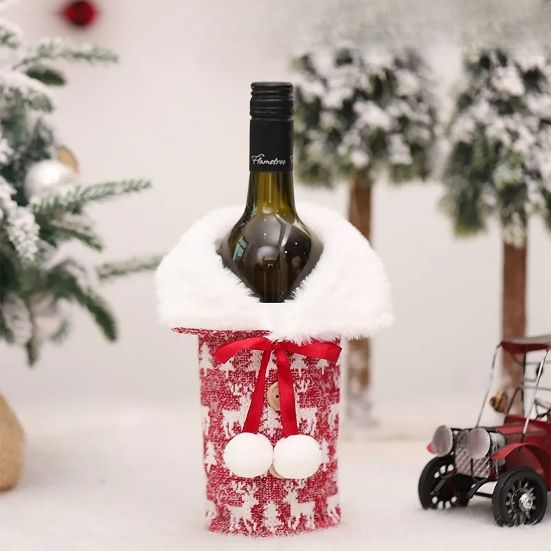 Weihnachtliche Flaschenhülle mit Fellkragen – Festliche Hülle für Weinflaschen, Wichtel-Deko für Weihnachten, Perfekt als Geschenkverpackung | Brehn