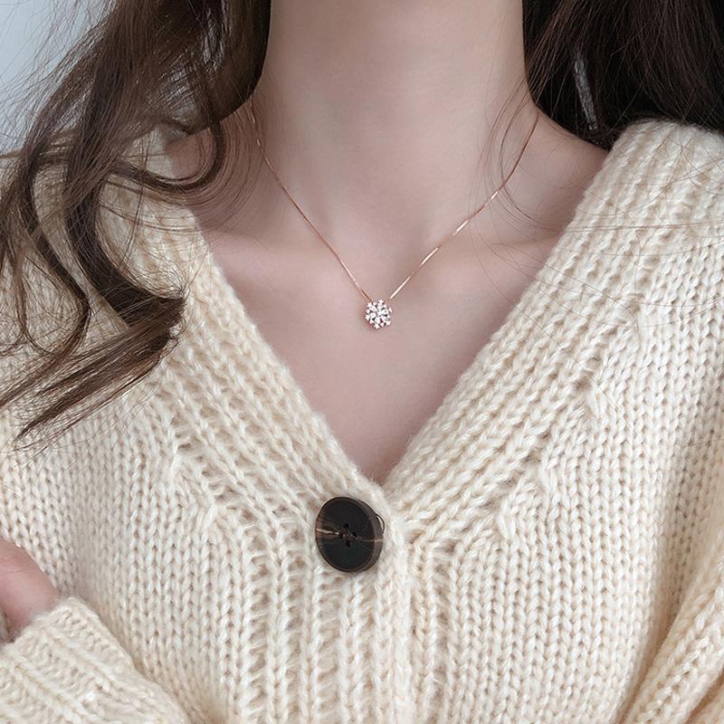 Glänzende Schneeflocke Kette