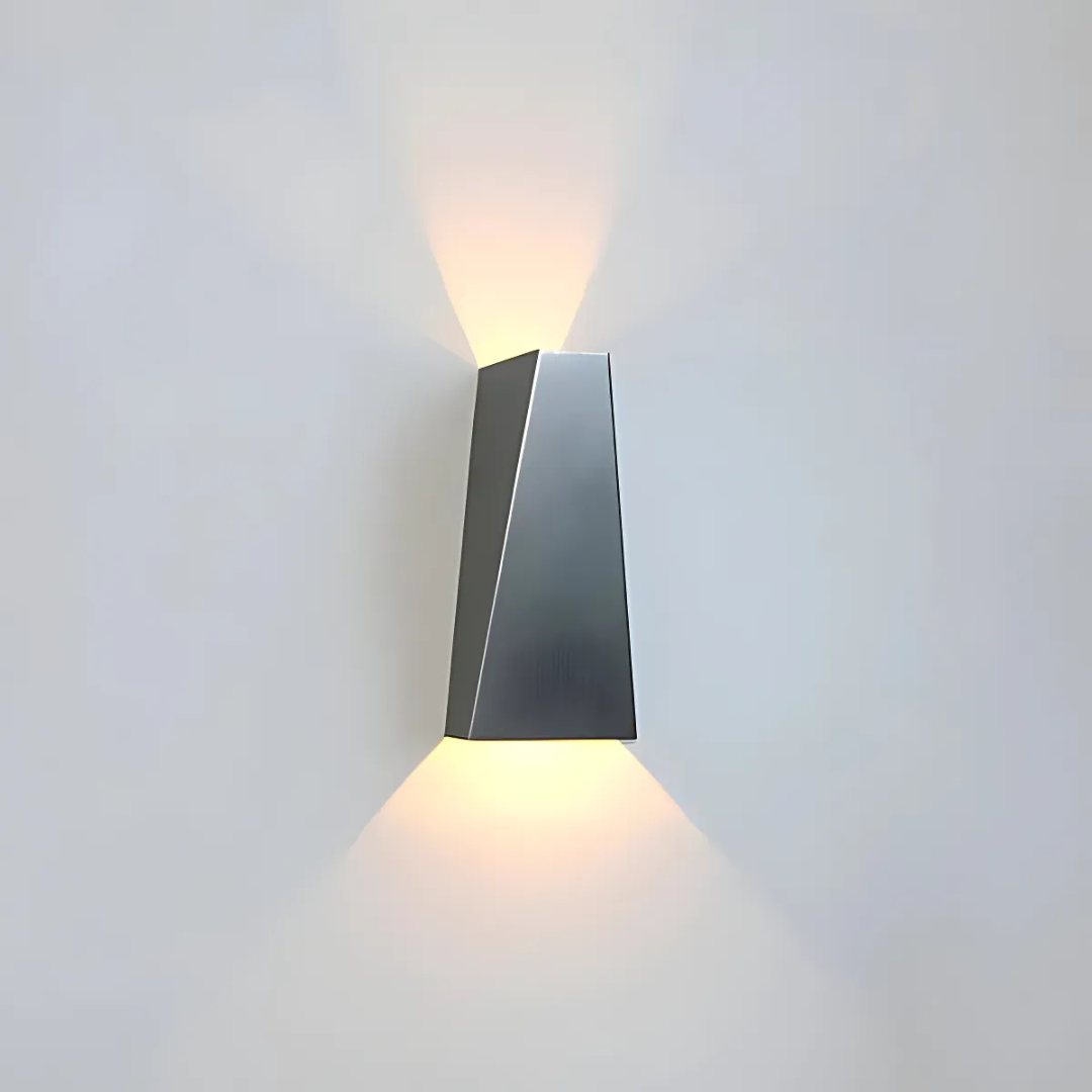 Brehn | Minimalistische LED-Wandlampe