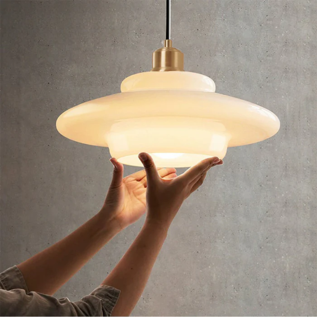 Brehn | Weiße Glas Design Pendelleuchte