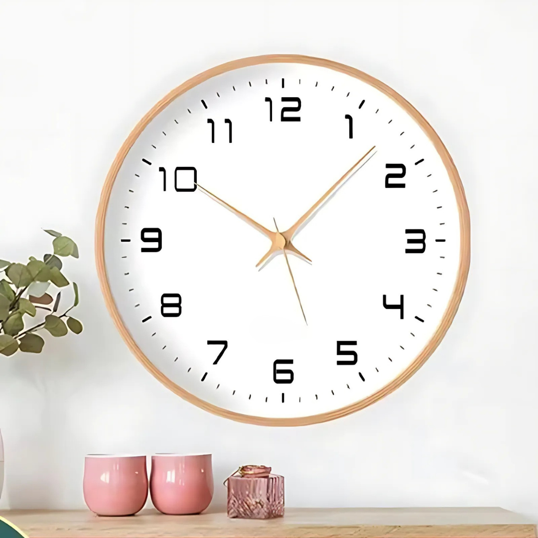 Brehn | Stilvolle Holz-Wanduhr für Innenräume