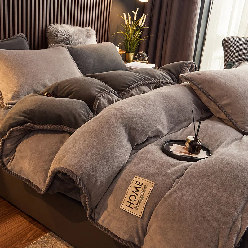 Brehn | Luxuriöses Samt-Fleece Bettbezug-Set - PlushHaven