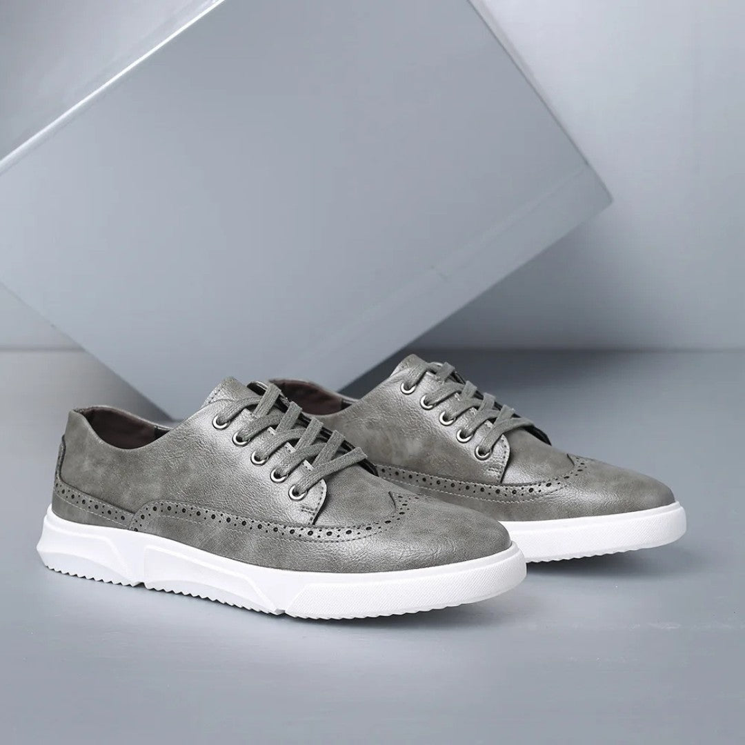 Leder Brogue Sneaker mit Gummisohle