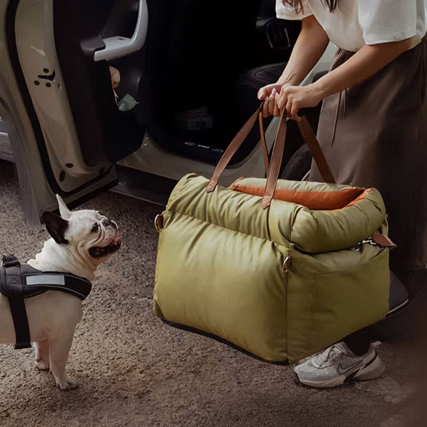 Faux-Leder Hunde Booster Bett – Stylisch, Sicher und Bequem | Brehn