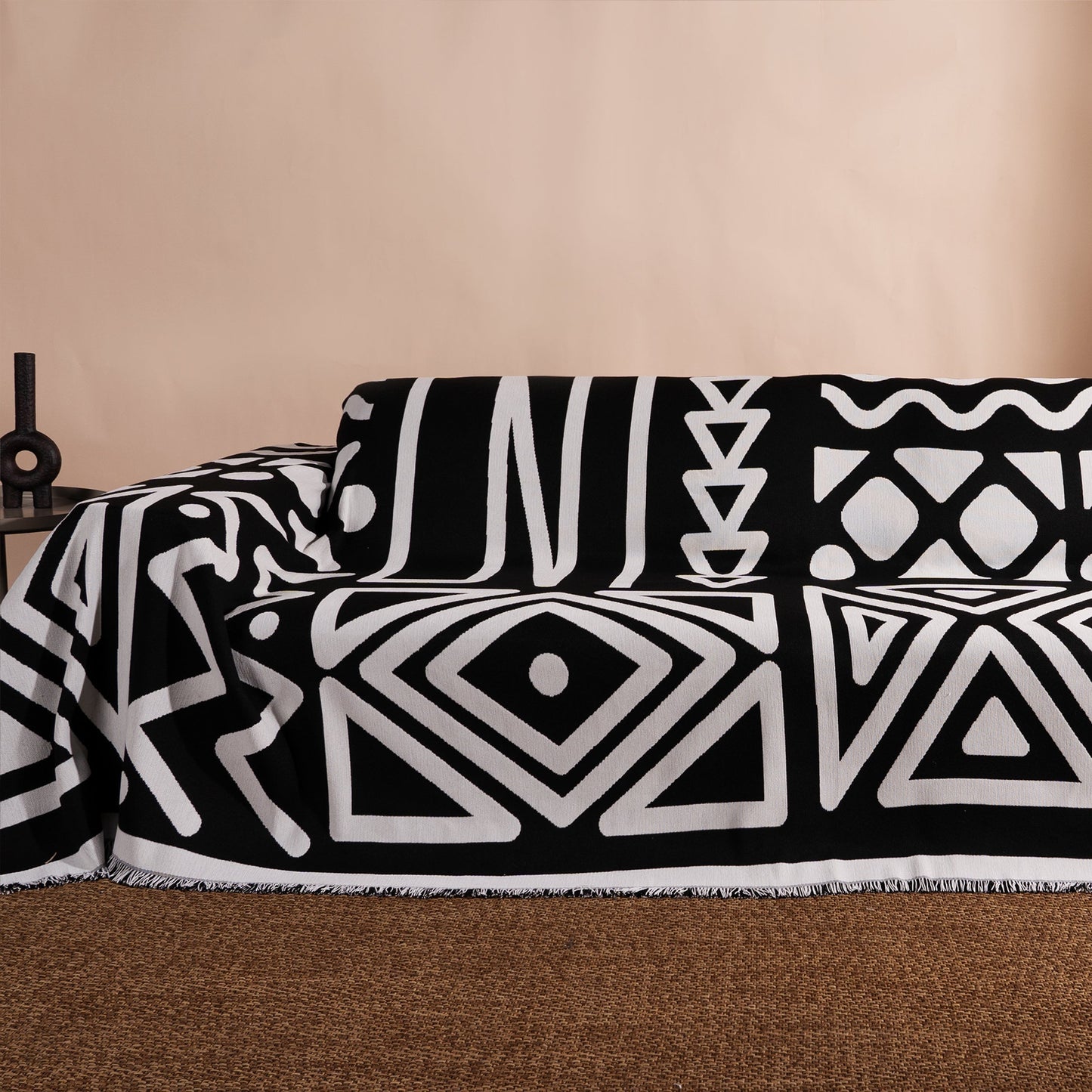 Geometrischer Boho-Stil Sofaüberzug - Modern, Stilvoll & Strapazierfähig Sofa Schutz | Brehn