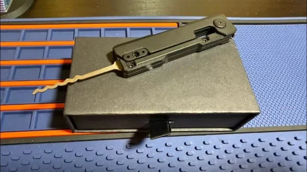 Brehn | Quick Trick Handy Tool
