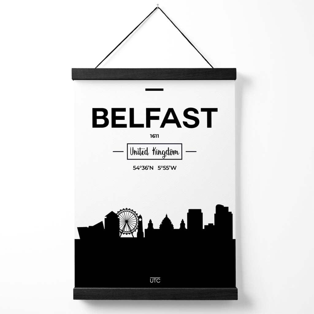 Schwarz-Weiß-Poster der Stadtsilhouette von Belfast mit Aufhänger
