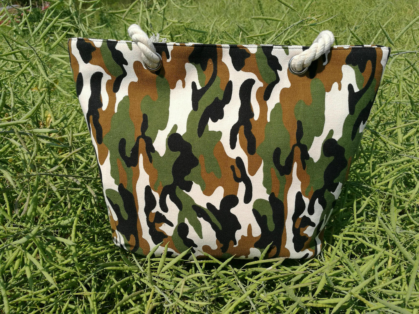 Camouflage Taschen Aus Robustem Baumwollstoff Brehn