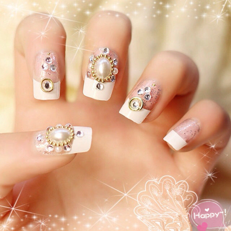 Glamouröse Perlenverzierte Press-On Nagelset