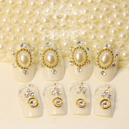 Glamouröse Perlenverzierte Press-On Nagelset