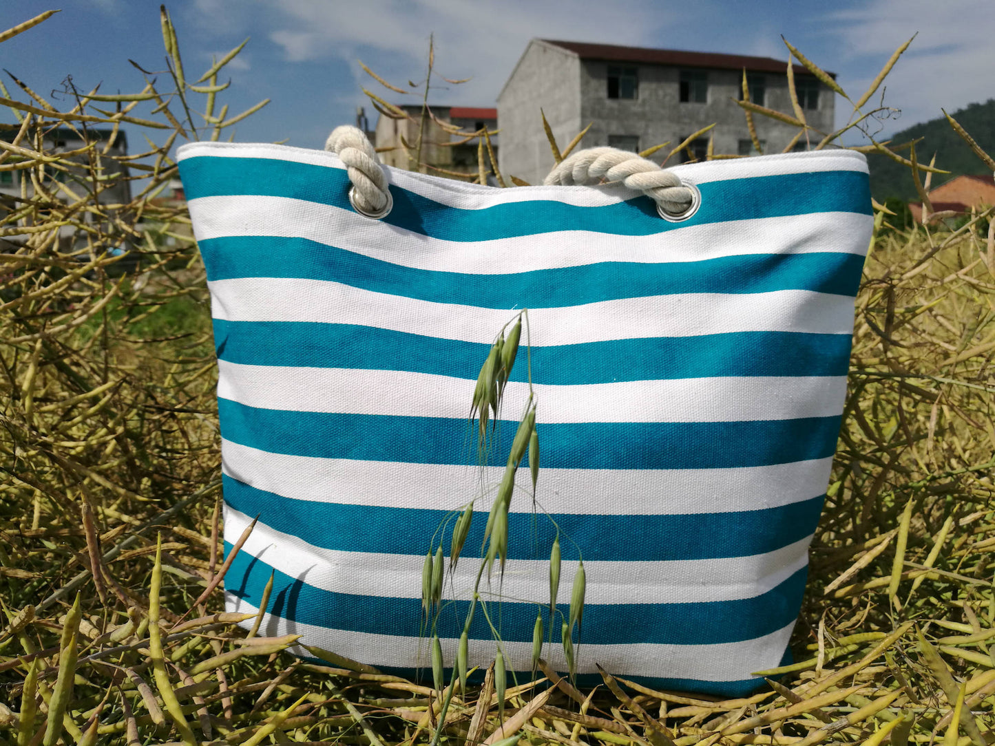 Strapazierfähige Strandtasche mit Robusten Seilgriffen Brehn