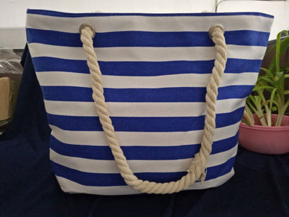 Strapazierfähige Strandtasche mit Robusten Seilgriffen Brehn