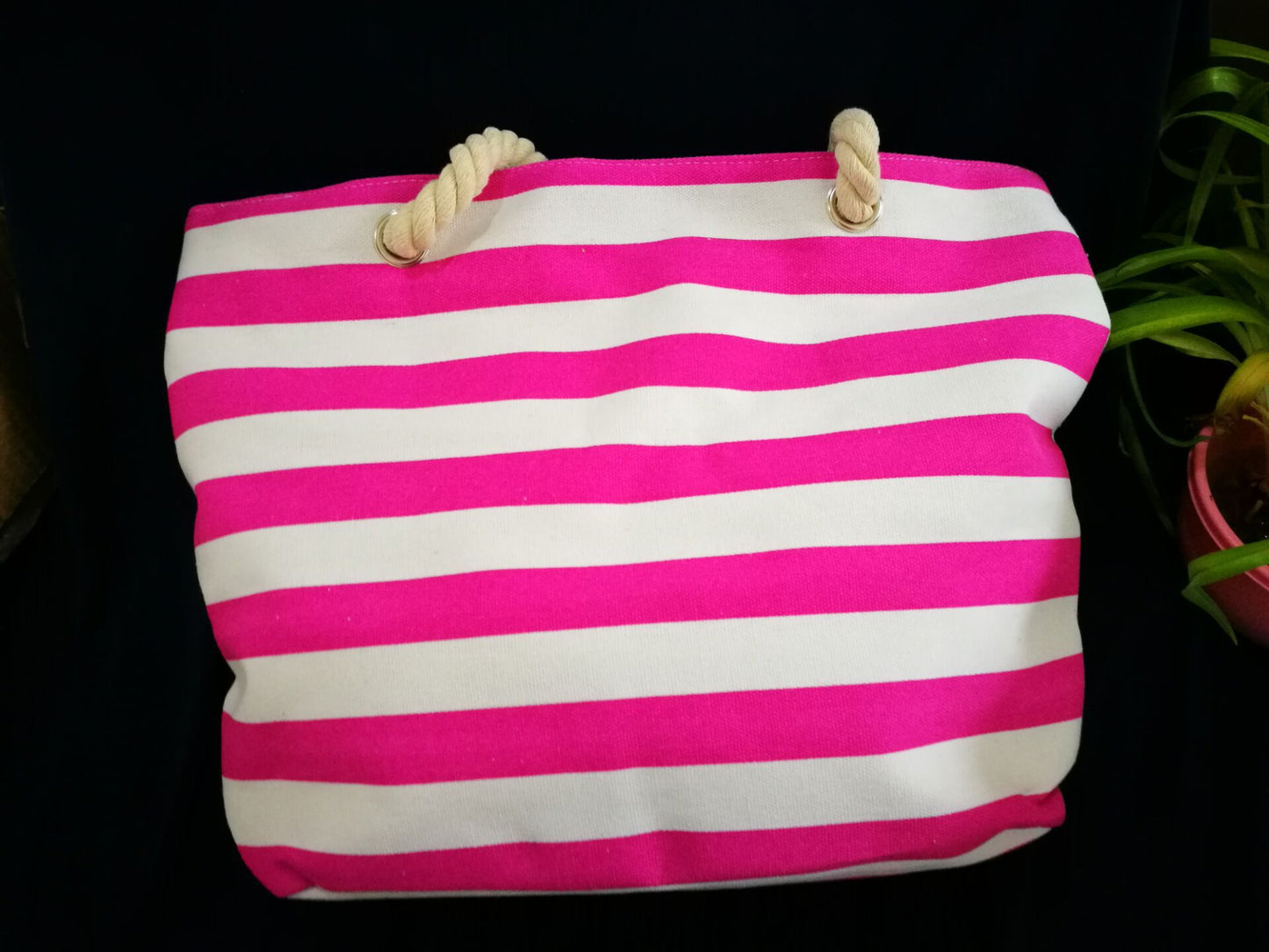 Strapazierfähige Strandtasche mit Robusten Seilgriffen Brehn