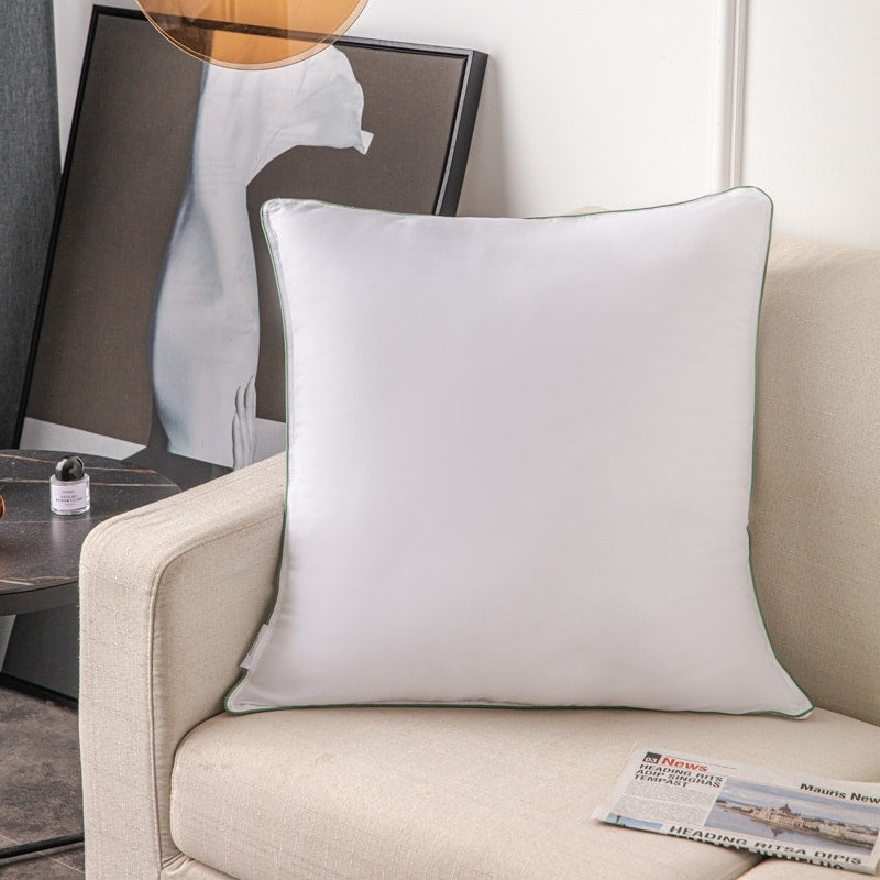 Bambuskissen 60 x 63 cm (Bezug aus 100 % Bambusfaser) | Brehn