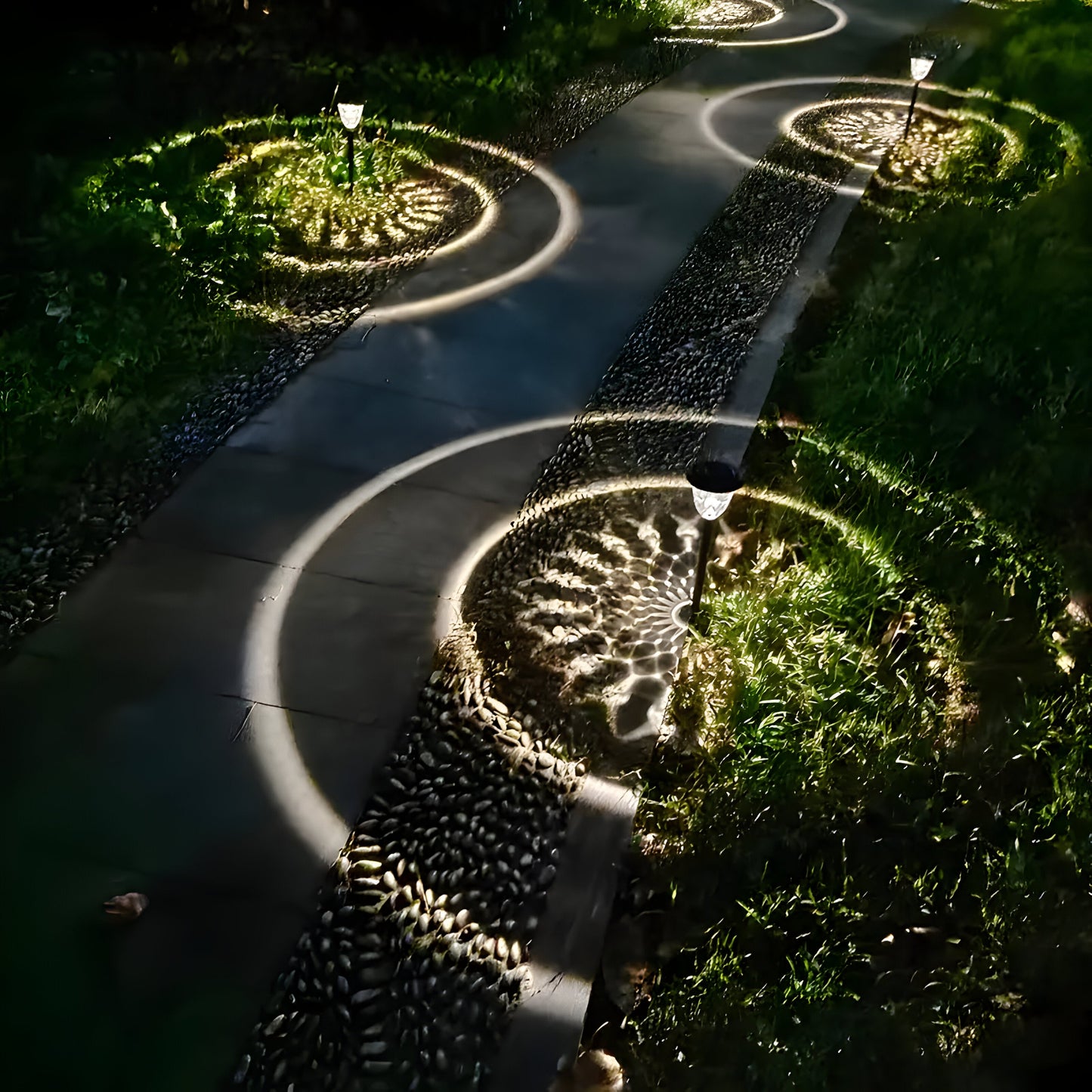 SunSphere Licht - Hochwertige 4-teilige Solar-Gartenlichter | Brehn