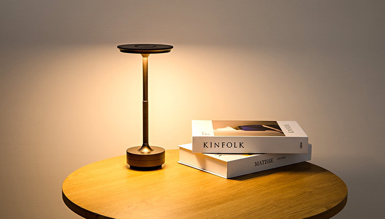 ClarityGlow Luxus Edition | Kabellose LED Tischlampe | Brehn