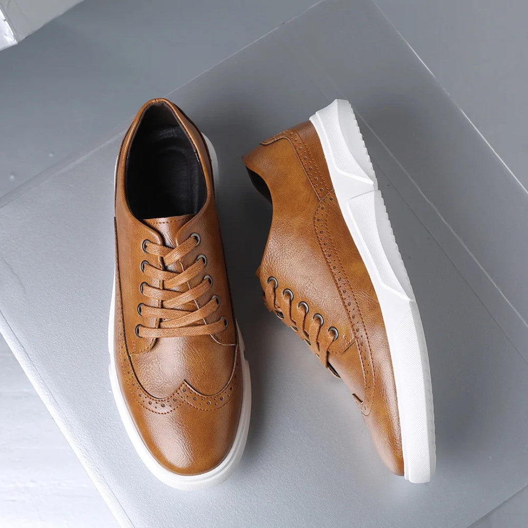 Leder Brogue Sneaker mit Gummisohle