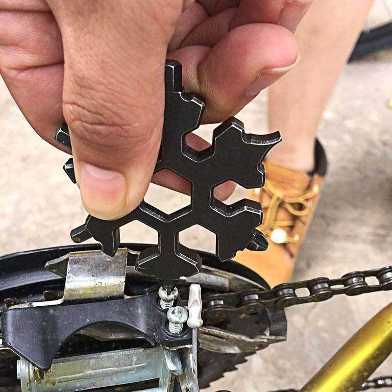 Vorweihnachtsverkauf18-in-1 Edelstahl Schneeflocken Multi-tool | Brehn