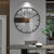 Robuste Wanduhr aus Stahl und Walnussholz – Stilvolles Design für jedes Interieur