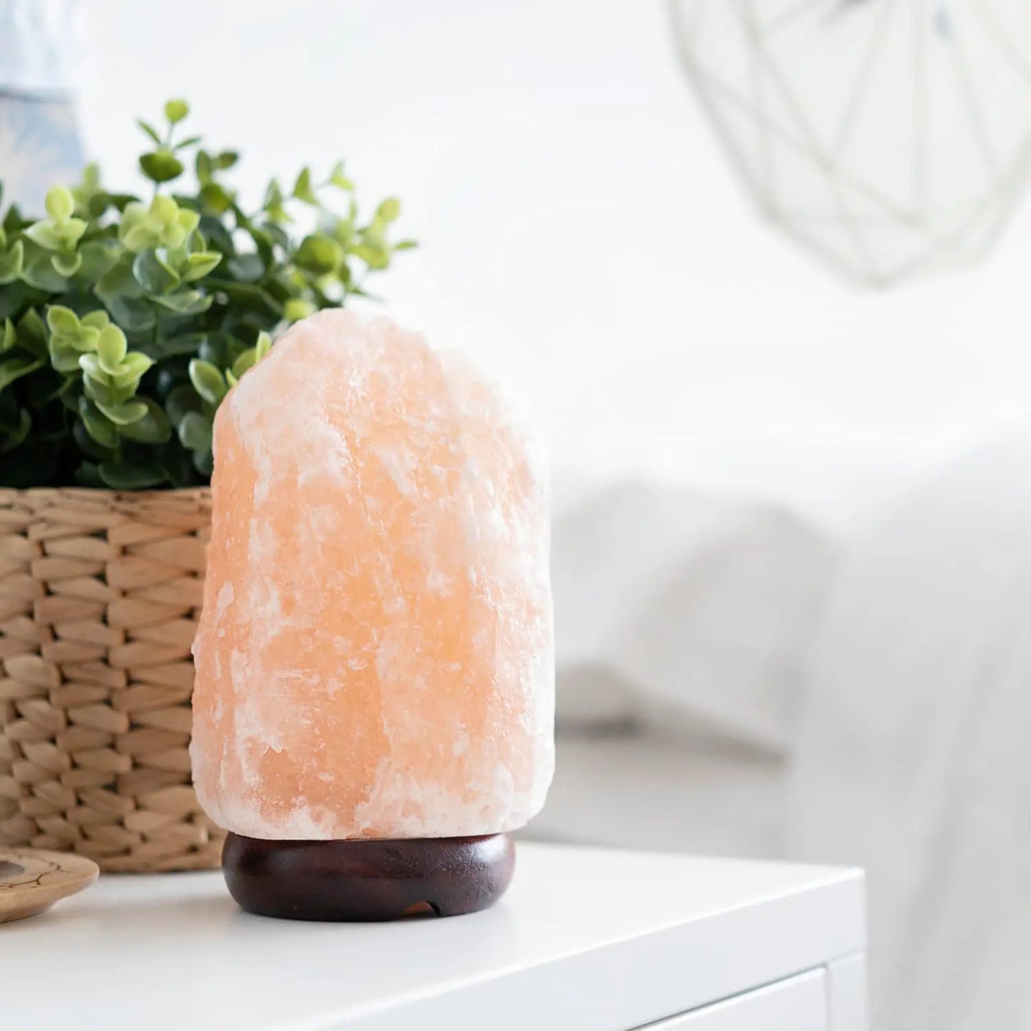 Himalaya-Salzlampe aus Natursalz – Beruhigendes Licht für Wohlbefinden und Entspannung | Brehn