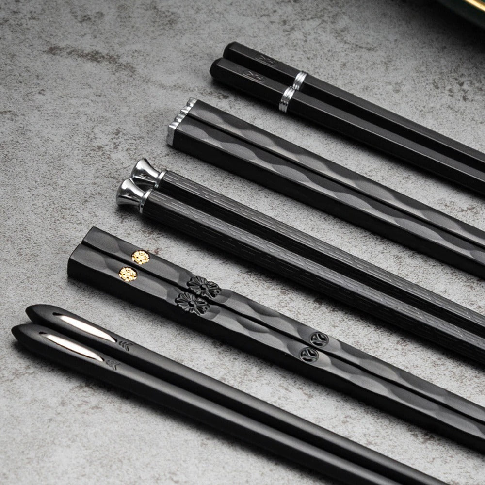 Brehn | DineLux – Luxuriöses Essstäbchen-Set mit Raffinierten Designs (5 Paar)