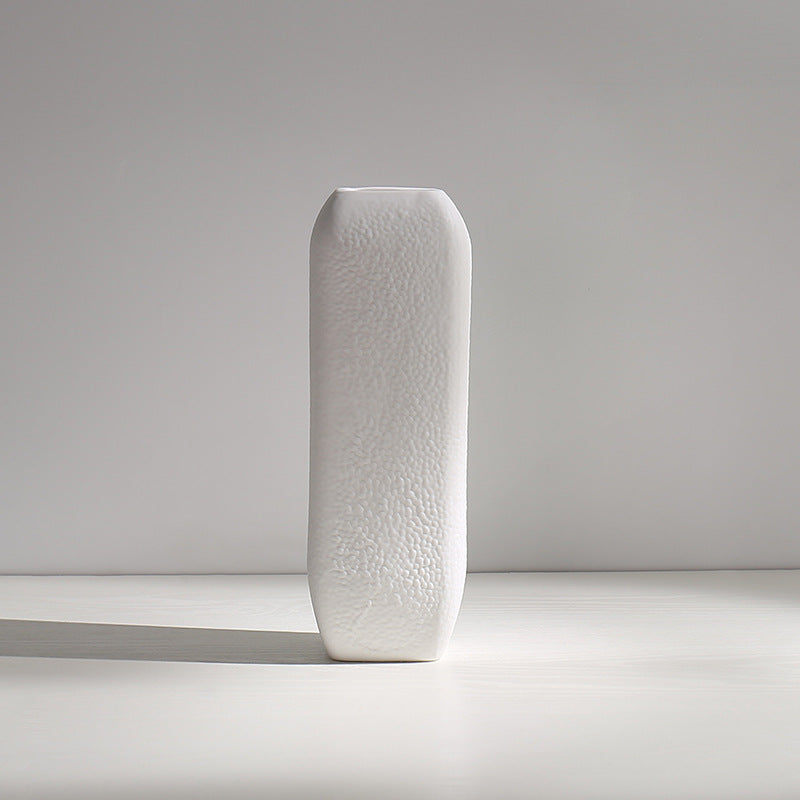 Elegante Slim Keramik Blumenvase