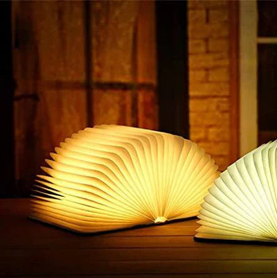 Faltbare Buchlampe mit warmem LED-Licht - StoryGlow | Brehn