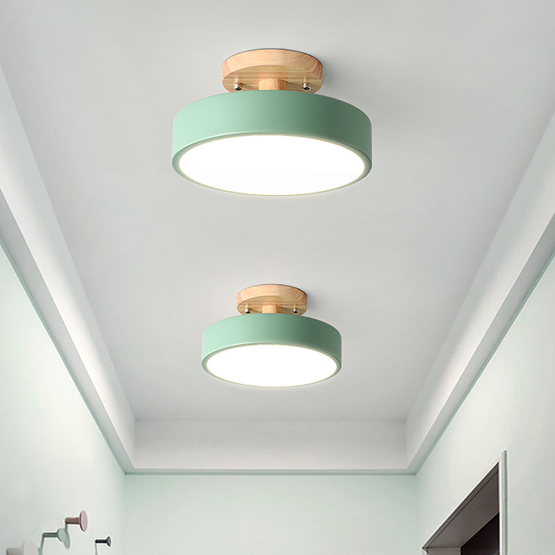 Brehn | Skandinavische LED-Deckenleuchte mit Holz | Moderne Trommelform für Flure und Eingänge | Energieeffiziente Beleuchtung