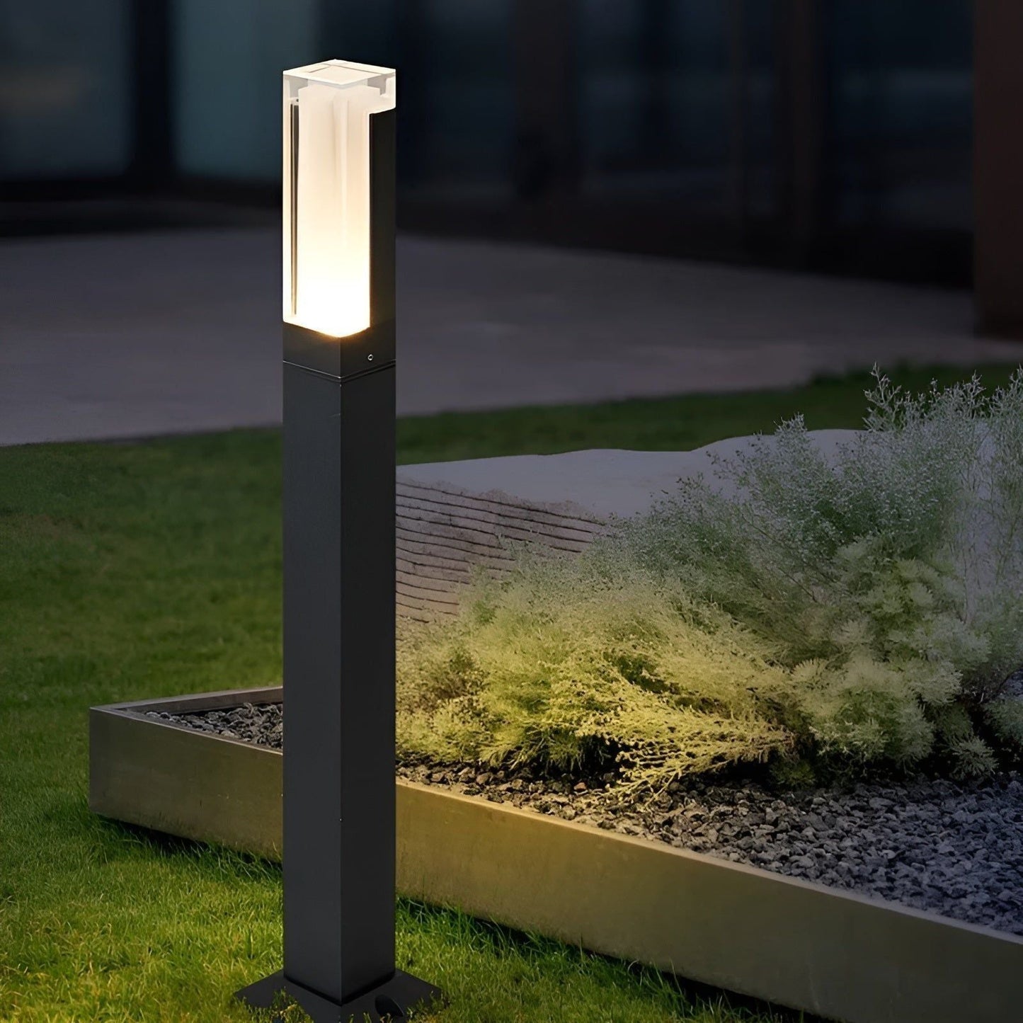 LuxeGarden Glow - Modernes LED-Landschafts-Gartenlicht | Brehn