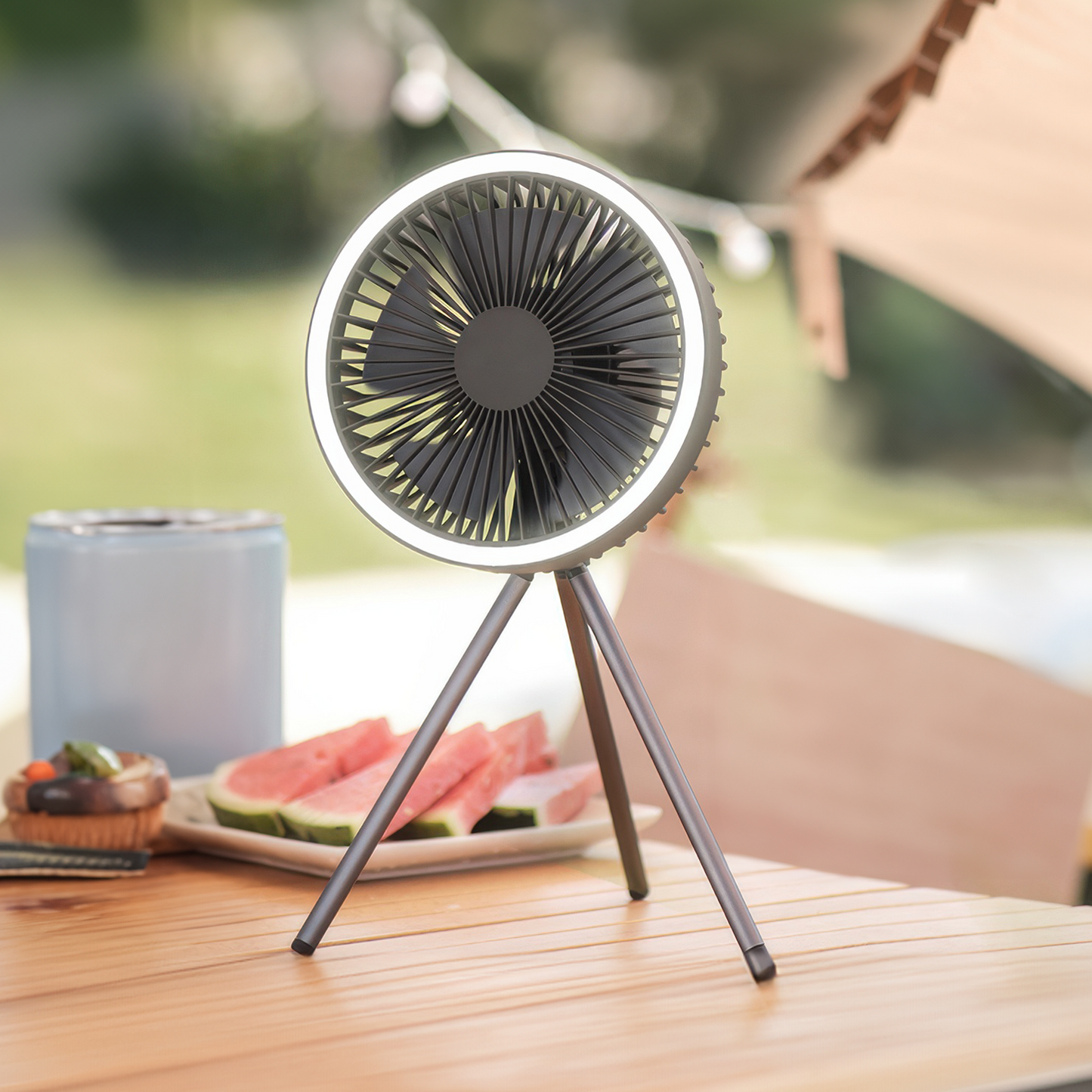 Tragbarer wiederaufladbarer Ventilator mit LED und integriertem Powerbank | Brehn