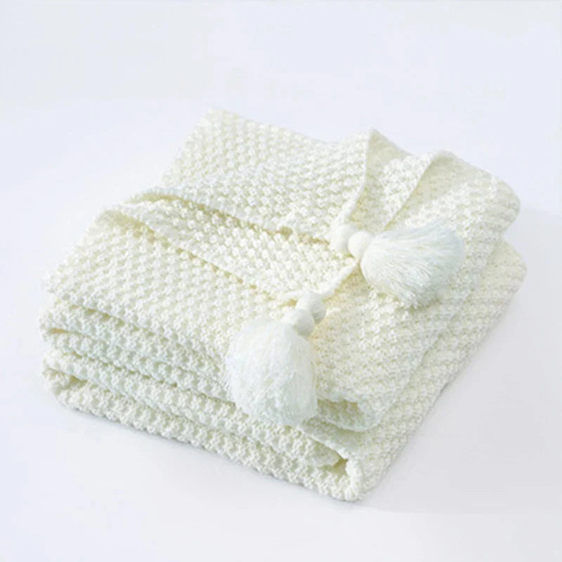 Brehn | Gestrickte Woll-Decke mit Quasten - NordicCozy