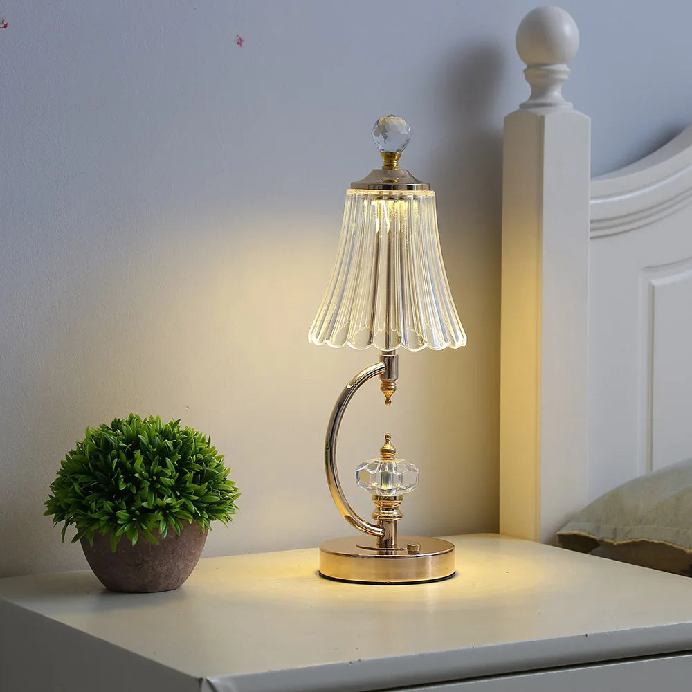 Brehn | Vintage Kristall Tischlampe - Elegante Vintage Kristall Tischlampe für eine bezaubernde Atmosphäre